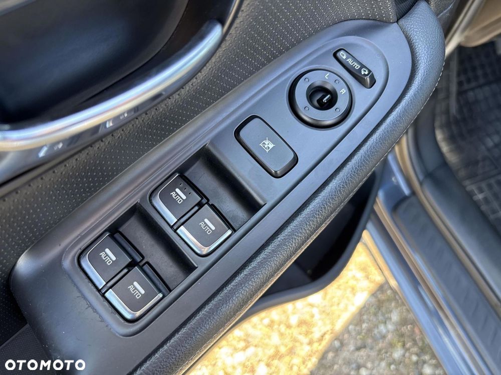 Kia Carens 1.7 CRDi XL - 21