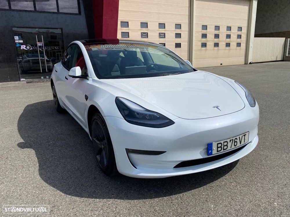 Tesla Model 3 Long Range Tração Traseira - 4