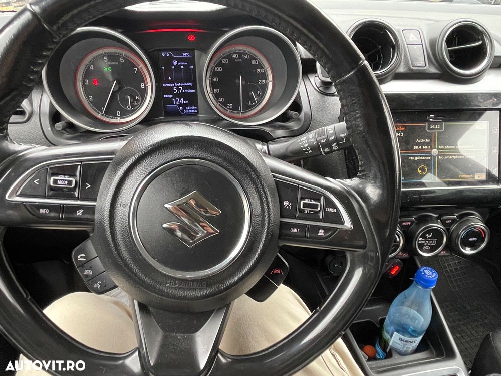 Suzuki Swift 1.2 Dualjet 12V MHEV Spirit - 6