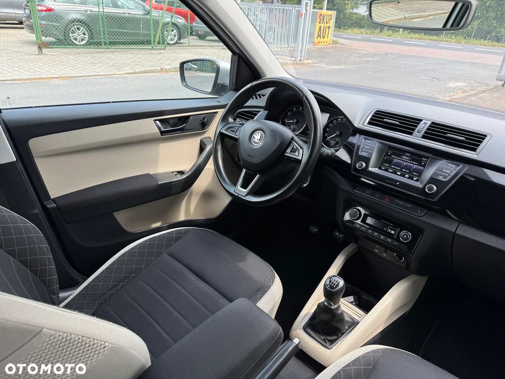Skoda Fabia 1.2 TSI Drive - 32