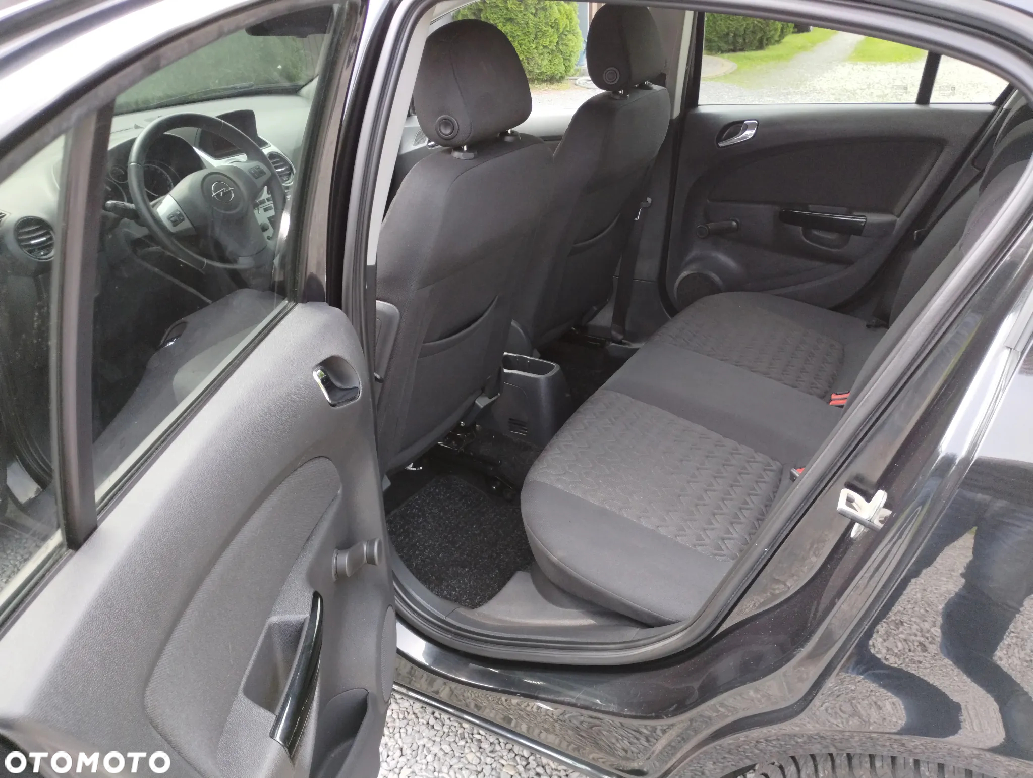 Opel Corsa 1.4 16V Selection - 29