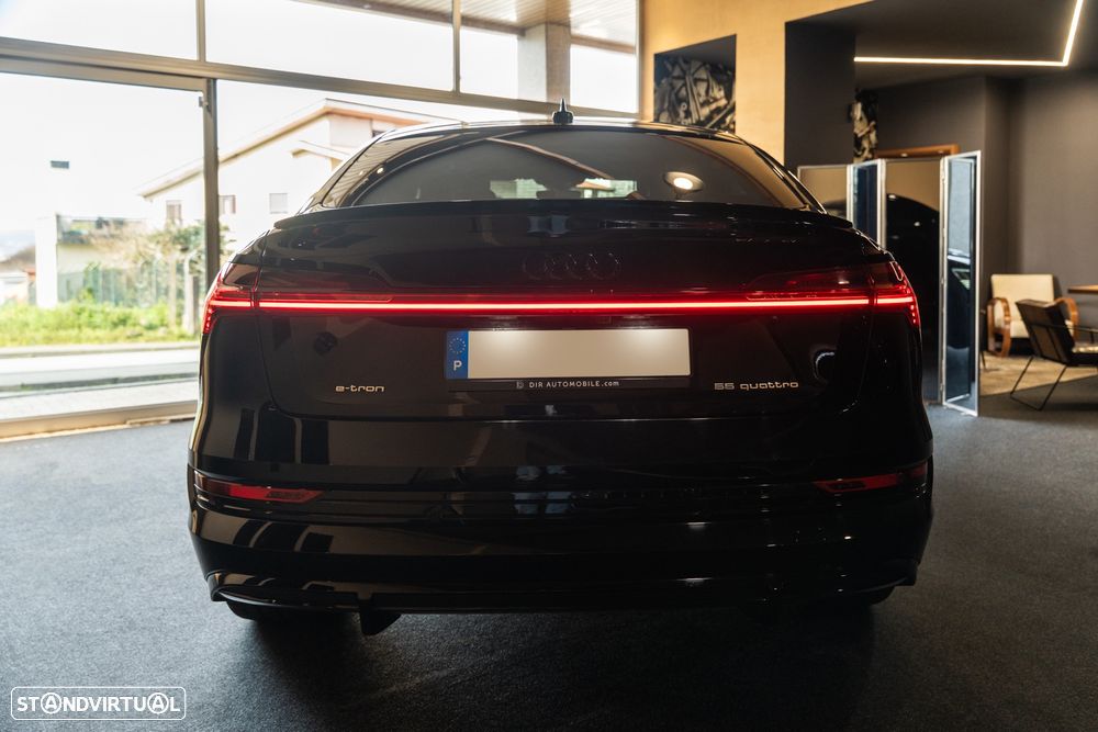 Audi e-tron 55 quattro S line - 4