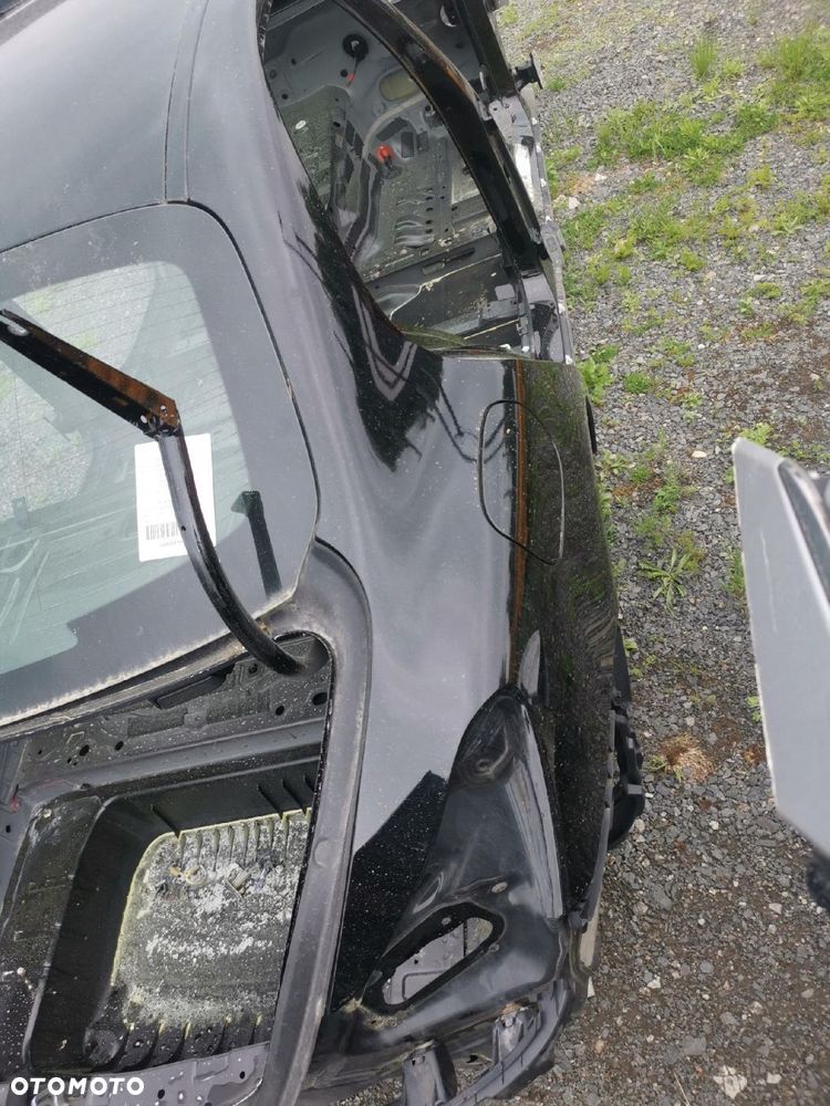 MERCEDES W205 C300 SEDAN CALA KAROSERIA CWIARTKA PRZOD BLOTNIK WANNA PAS - 7