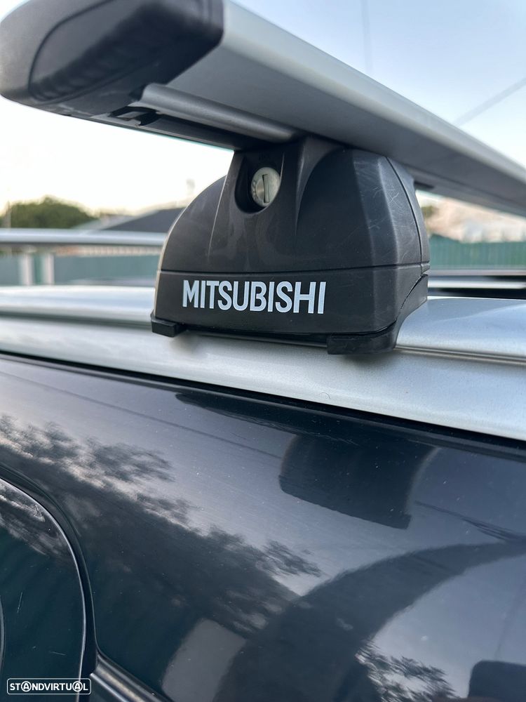 Mitsubishi Outlander - 4