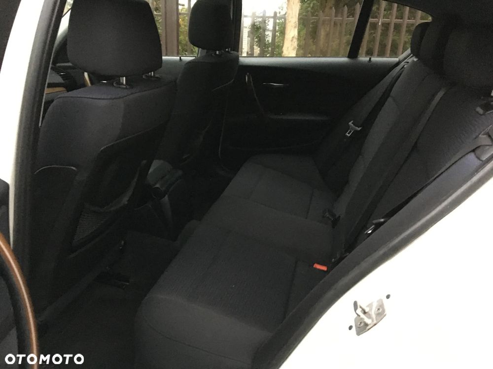 BMW Seria 1 116d Urban Line - 5