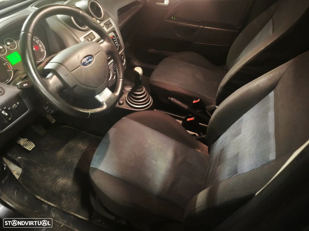 Ford Fiesta 1.25 Trend - 20
