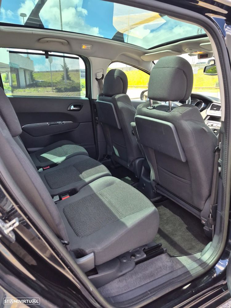Peugeot 5008 1.6 E-HDi 7L Allure 2-Tronic - 15