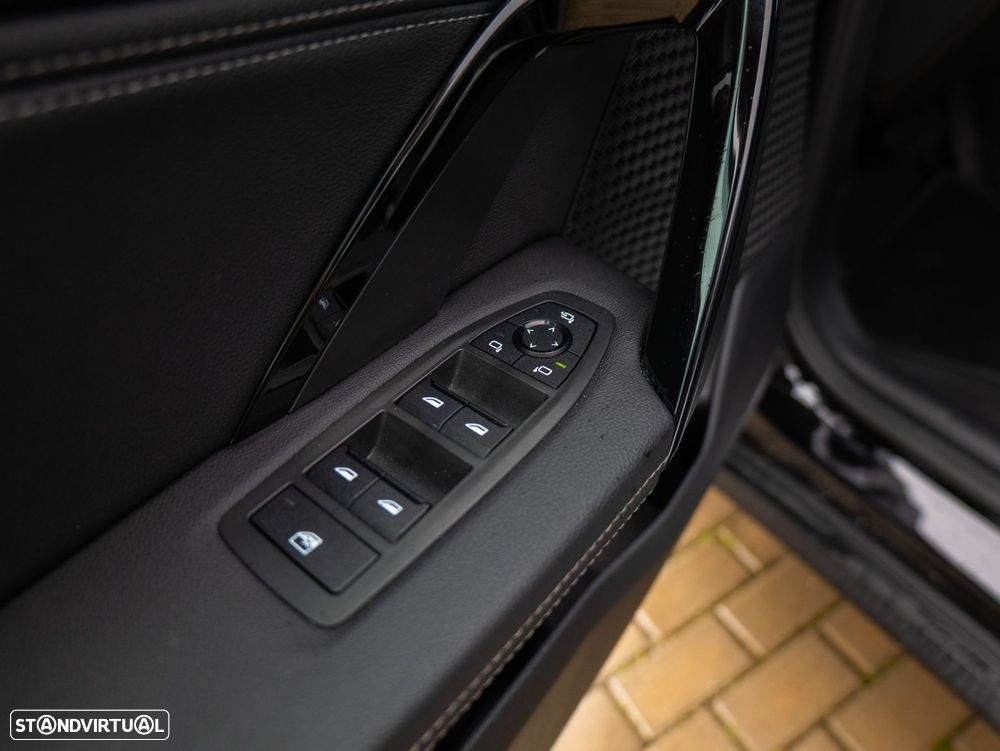 BMW iX1 xDrive30 - 14