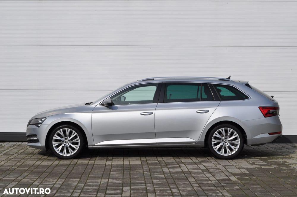 Skoda Superb 2.0 TDI DSG Premium Edition - 9
