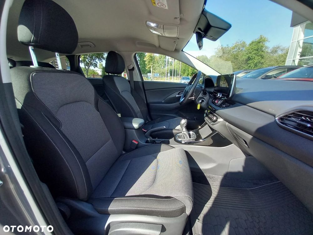 Hyundai i30 1.5 DPI Pure - 14