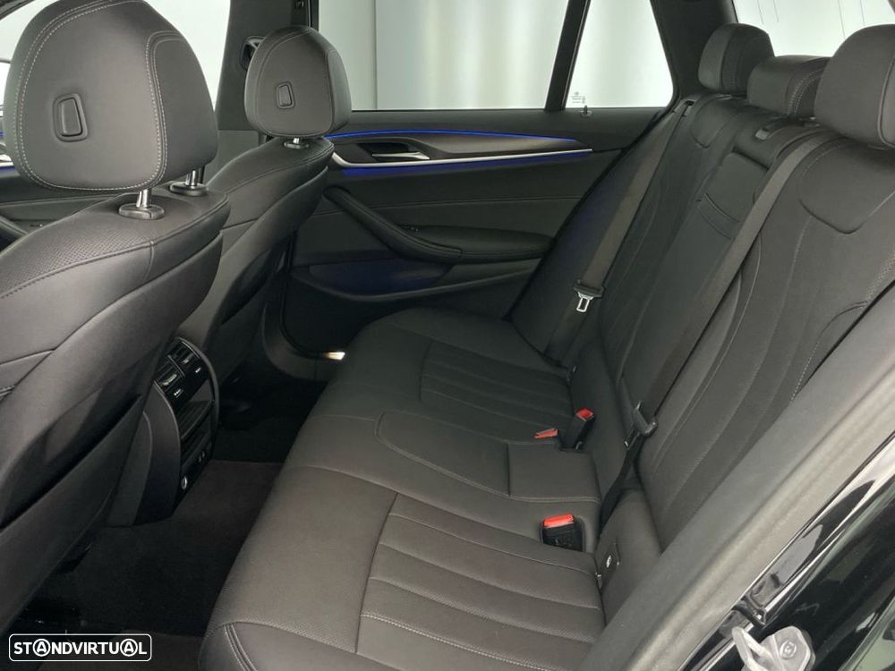 BMW 520 d Auto - 12