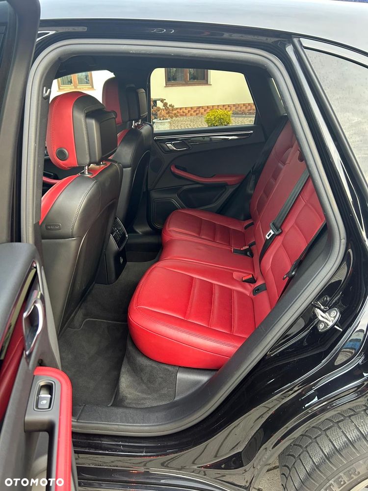 Porsche Macan - 13