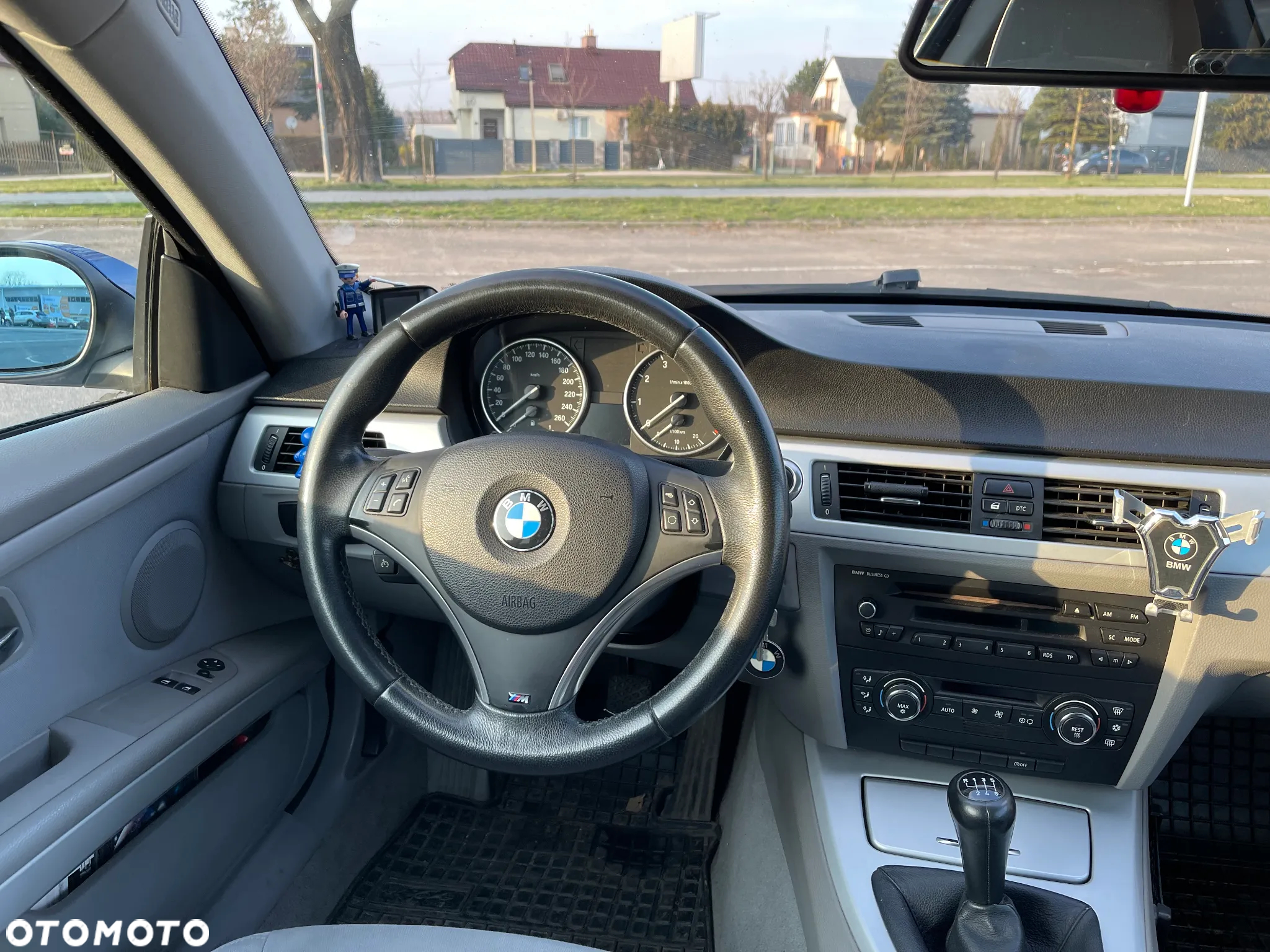BMW Seria 3 320i Coupe - 19