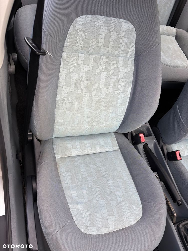 Skoda Fabia 1.2 12V Comfort - 11
