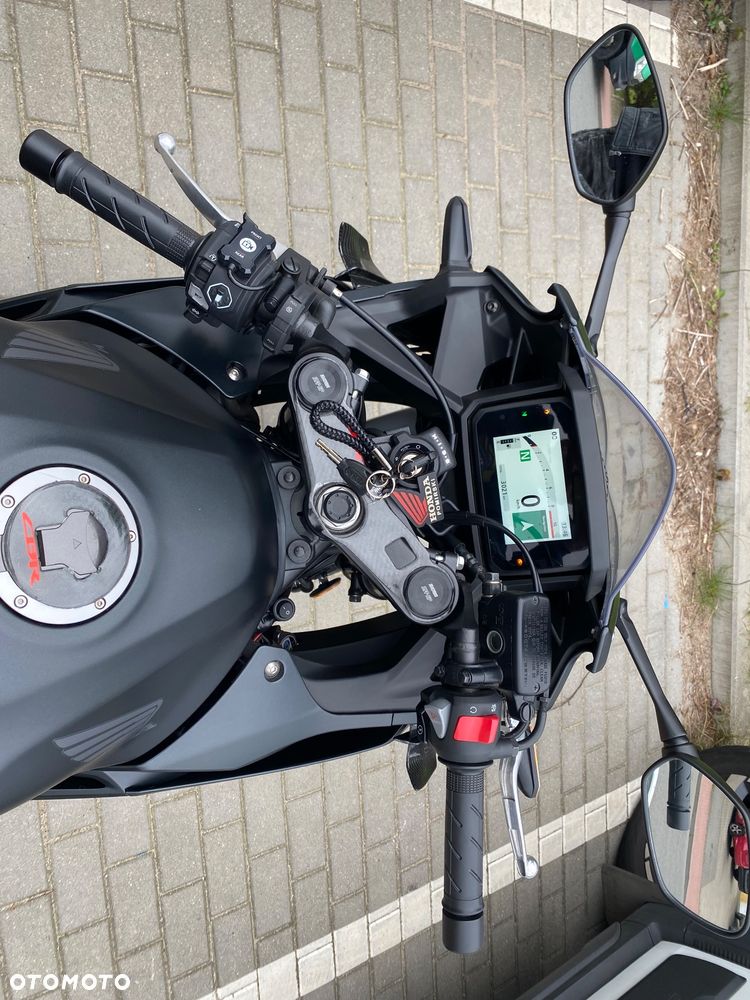 Honda CBR - 11