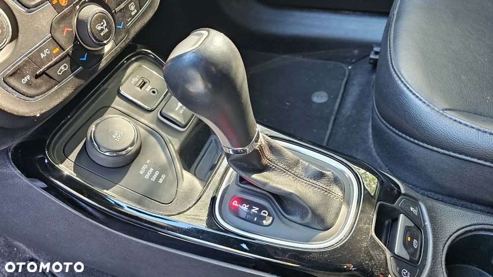 Jeep Compass 2.0 MJD Limited 4WD S&S - 6