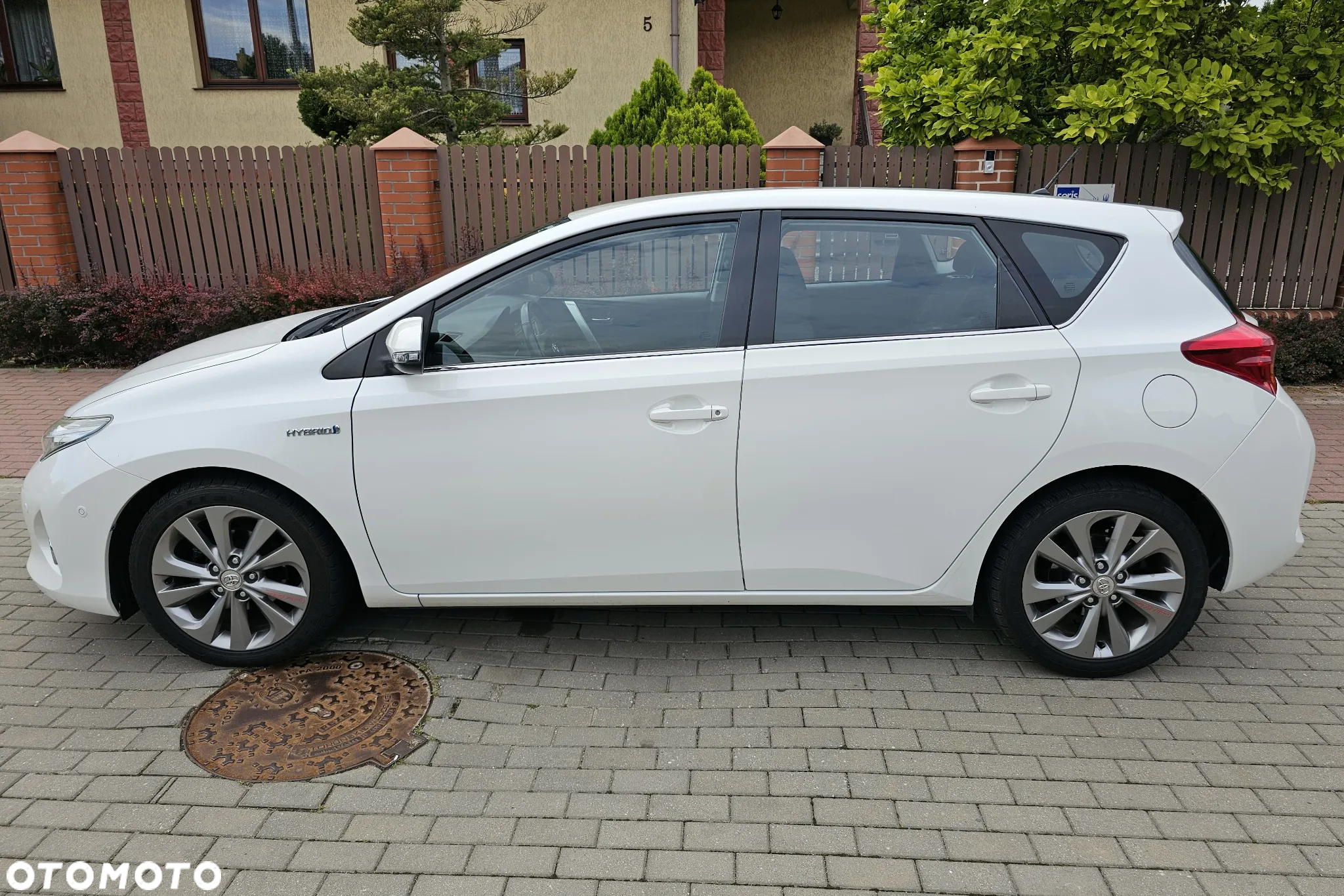 Toyota Auris 1.8 HSD Prestige NAVI - 8