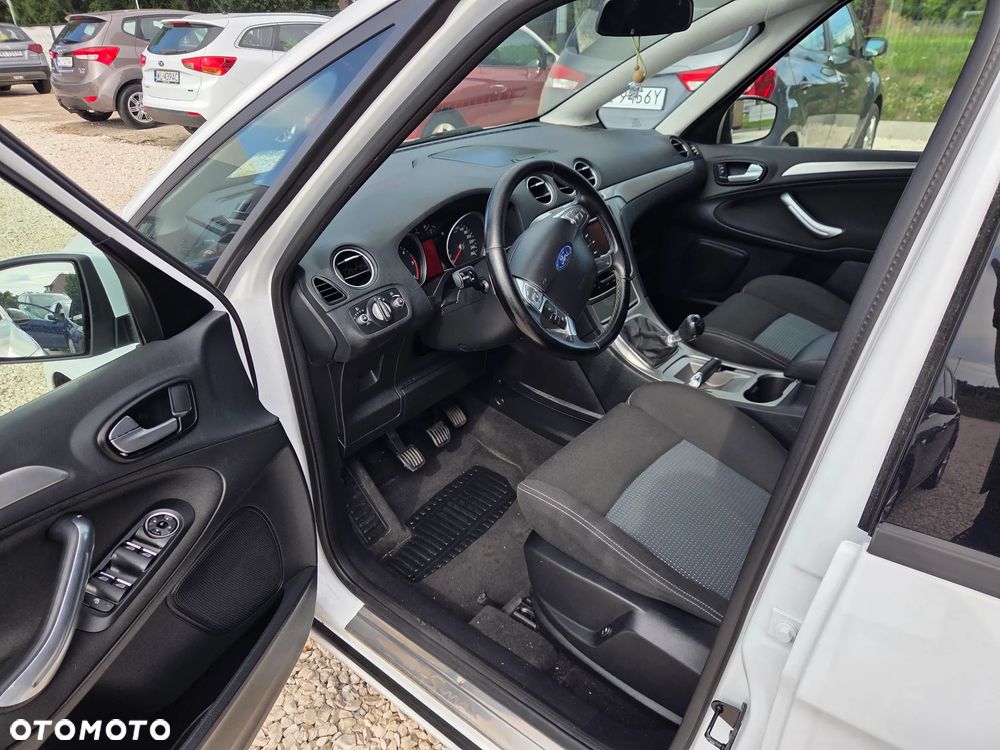 Ford S-Max 2.0 TDCi DPF Trend - 11