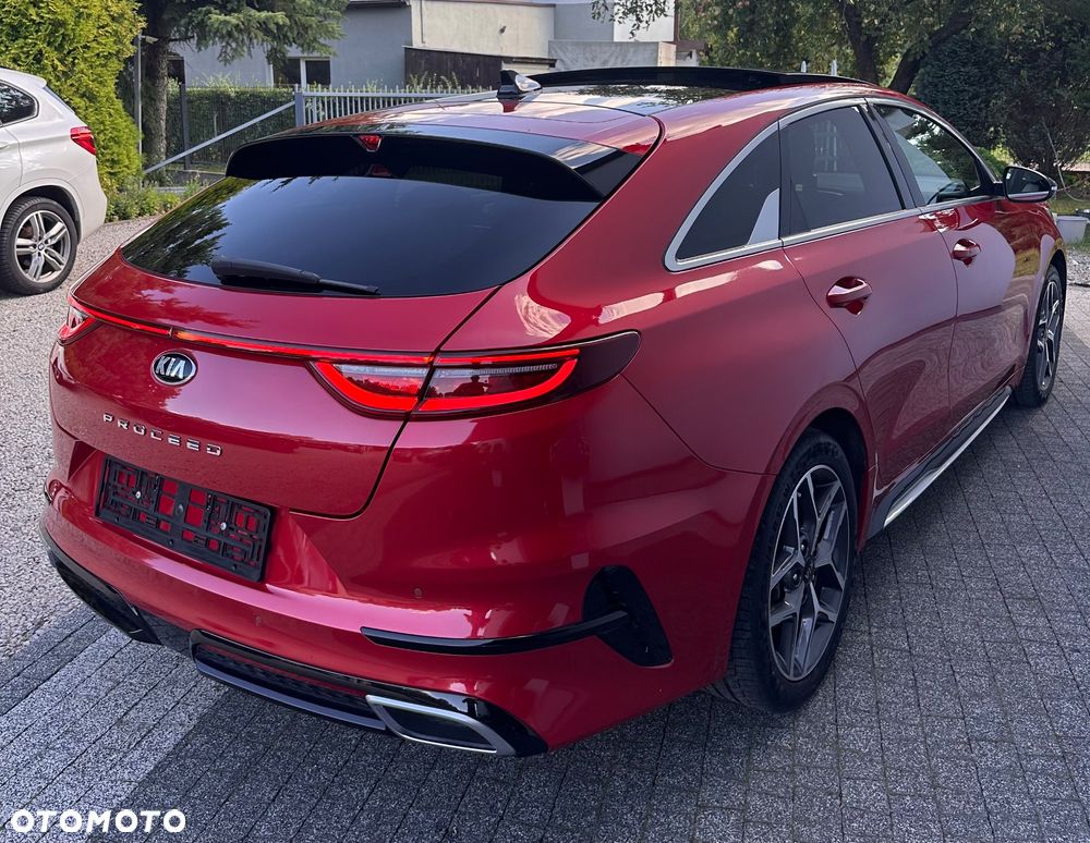 Kia ProCeed - 11