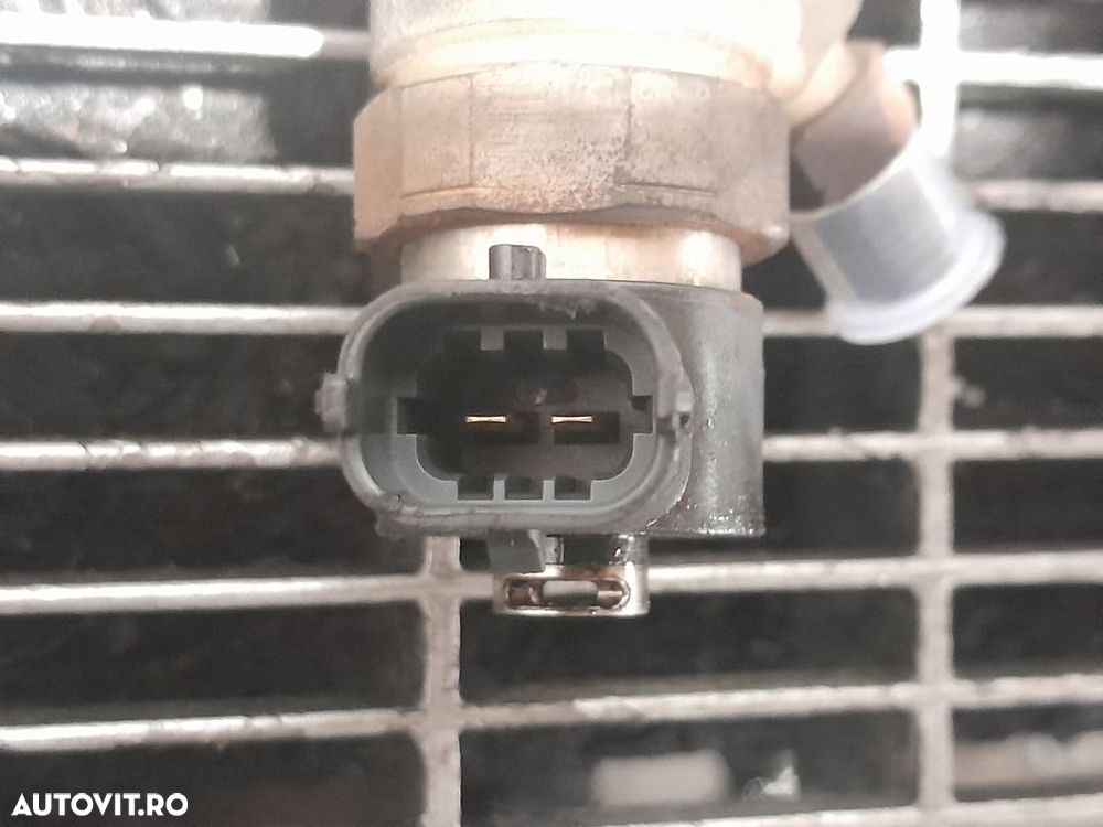 Injector Volvo XC90 Facelift 2002 - 2006 (972) Diesel 0445110251 - 4
