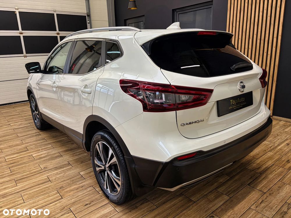 Nissan Qashqai 1.3 DIG-T DCT TEKNA - 9