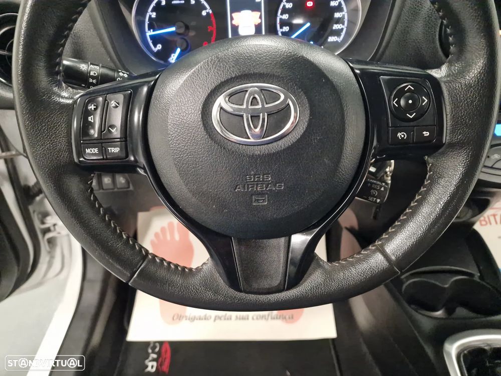 Toyota Yaris 1.0 VVT-i Comfort+P.Style - 32