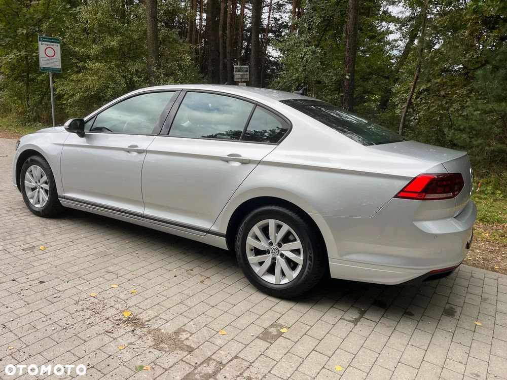 Volkswagen Passat 1.5 TSI EVO Essence - 11