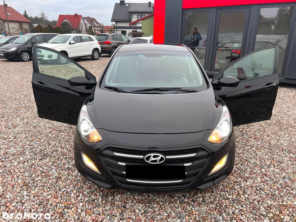 Hyundai i30 1.6 CRDi BlueDrive Comfort - 14