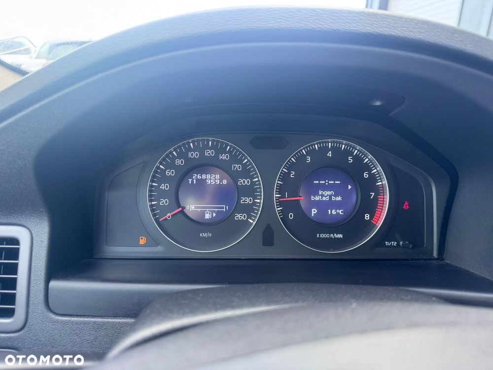 Volvo V70 2.5T Summum - 19