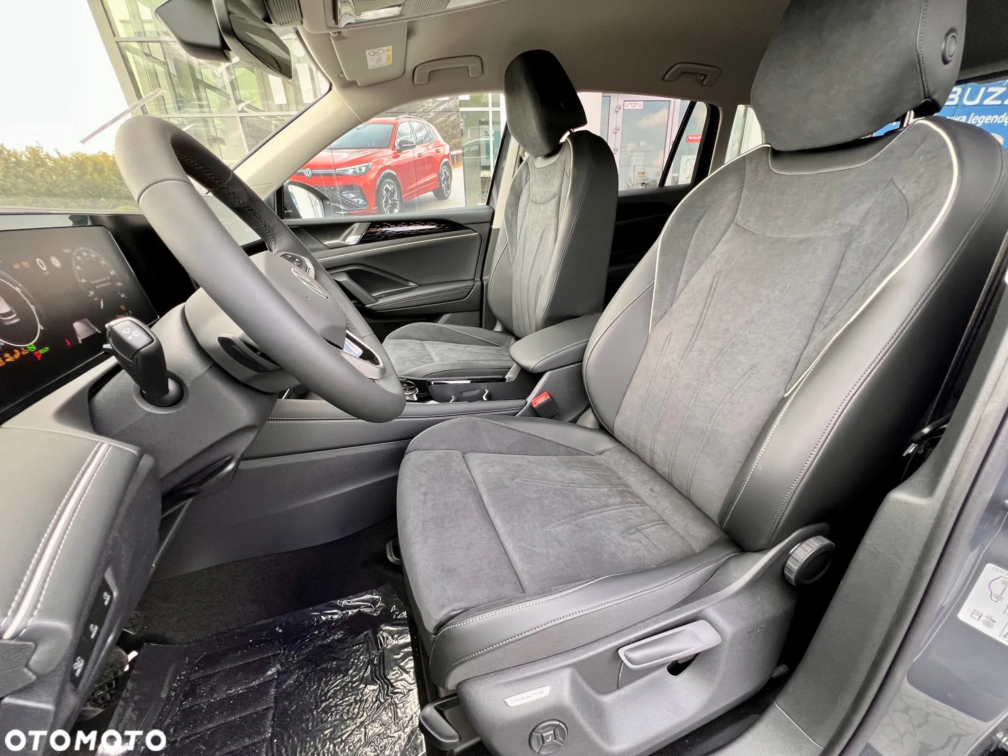 Volkswagen Tiguan 1.5 TSI EVO Elegance DSG - 10