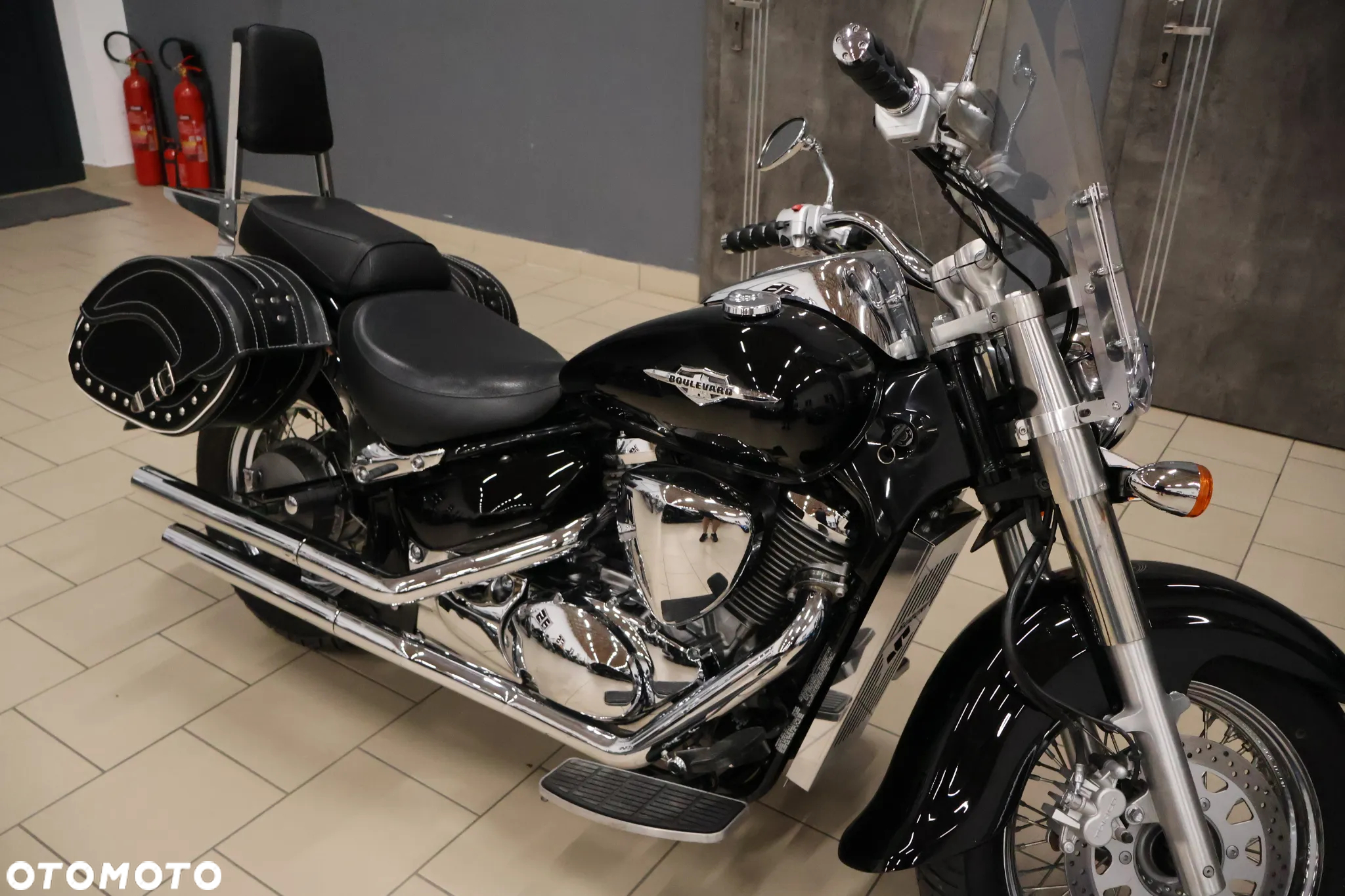 Suzuki VL 800 Volusia - Boulevard C50 - 15