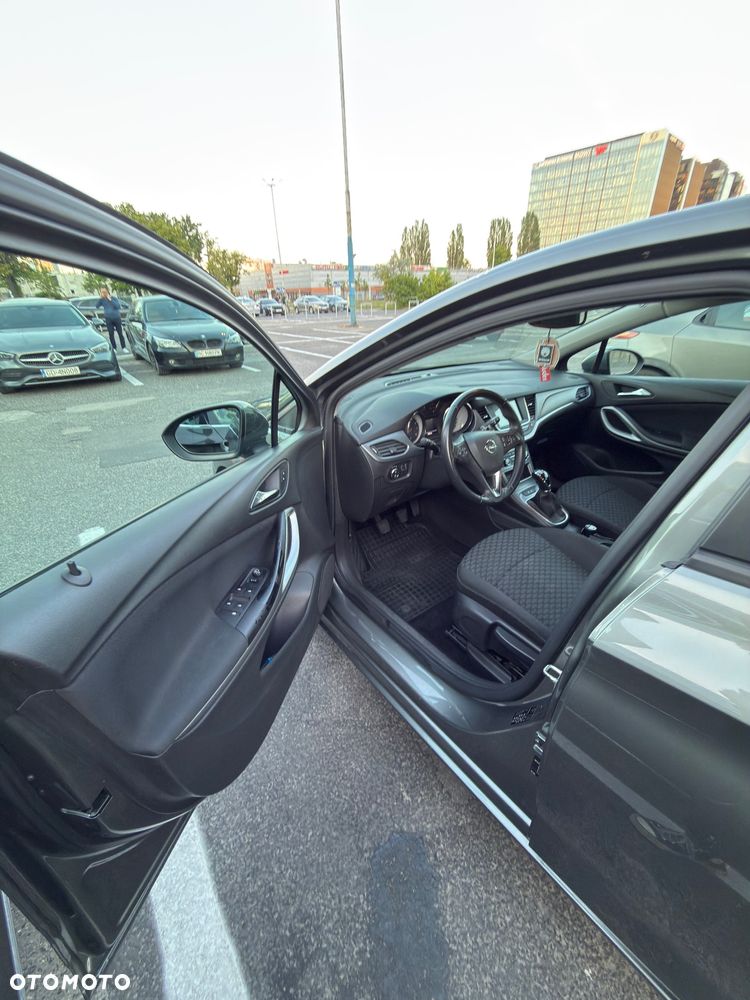 Opel Astra - 8