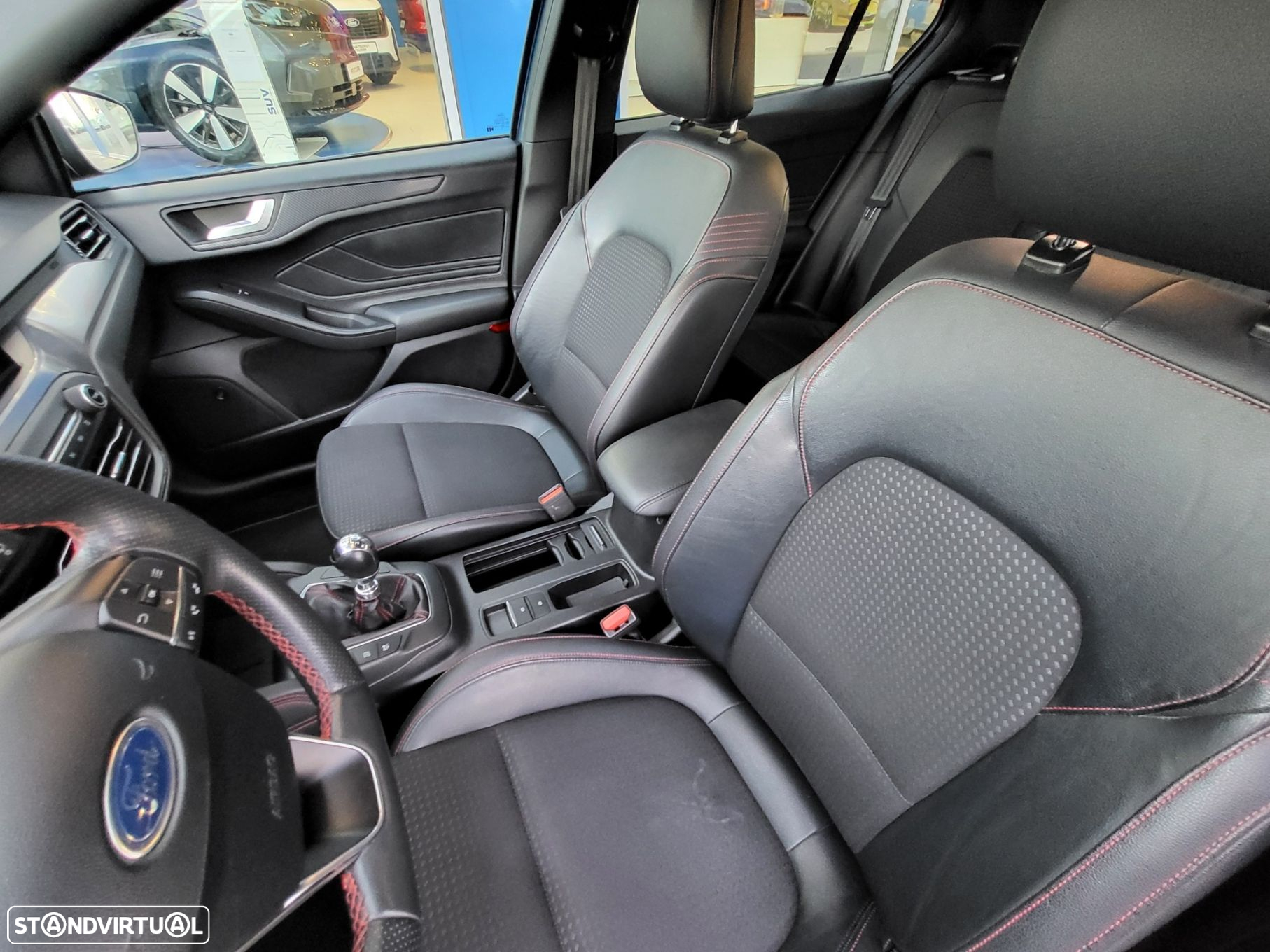 Ford Focus 1.0 EcoBoost ST-Line X - 19