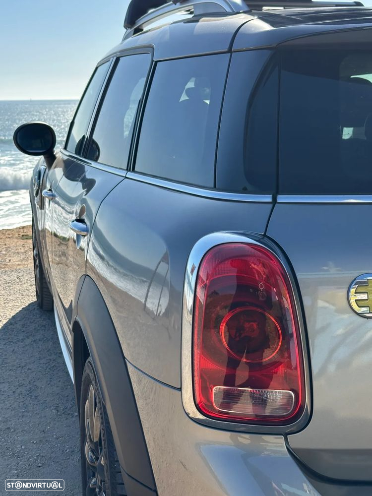 MINI Countryman Cooper SE ALL4 Auto - 10