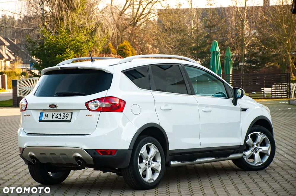 Ford Kuga 2.0 TDCi 4x4 Titanium - 10