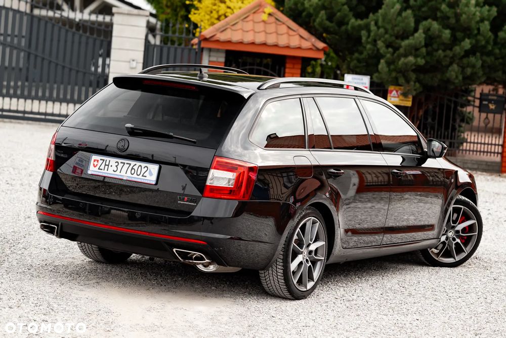 Skoda Octavia 2.0 TSI (Green tec) DSG RS - 9