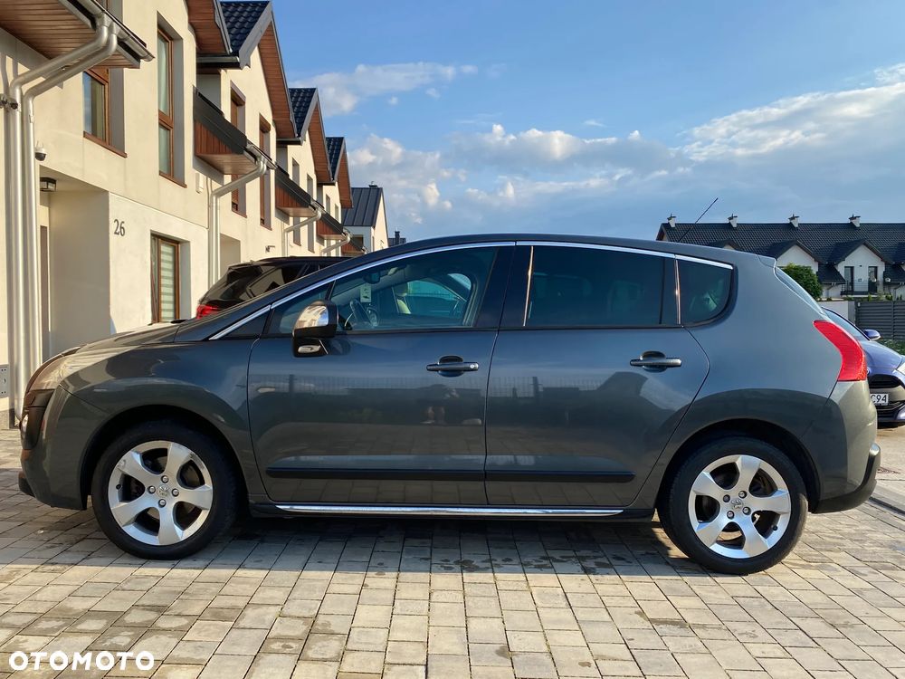Peugeot 3008 2.0 HDi Premium - 8