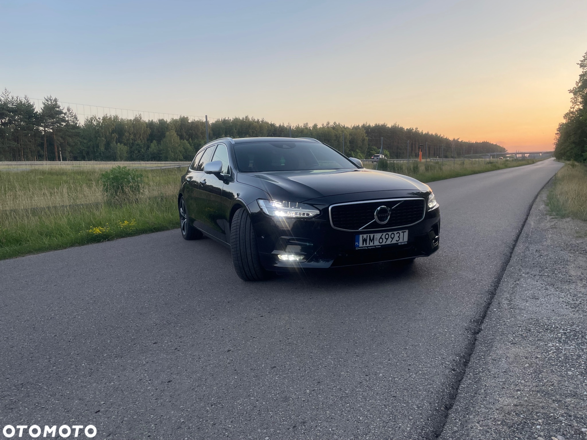 Volvo V90 T6 AWD R-Design - 6