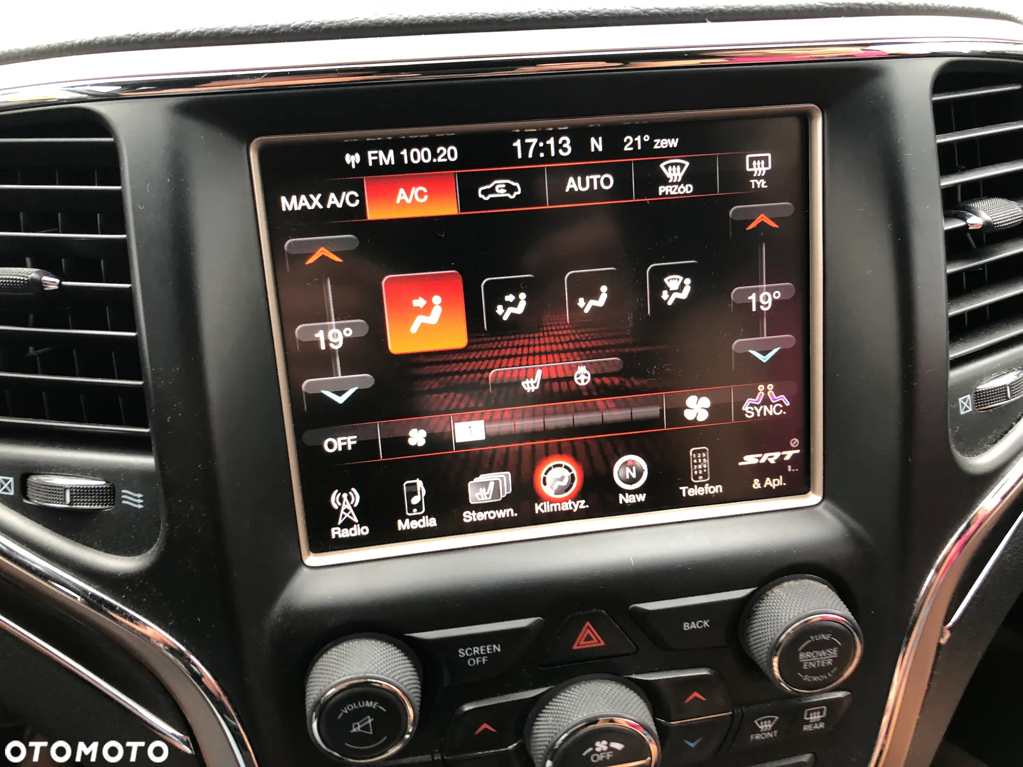 Jeep Grand Cherokee - 13