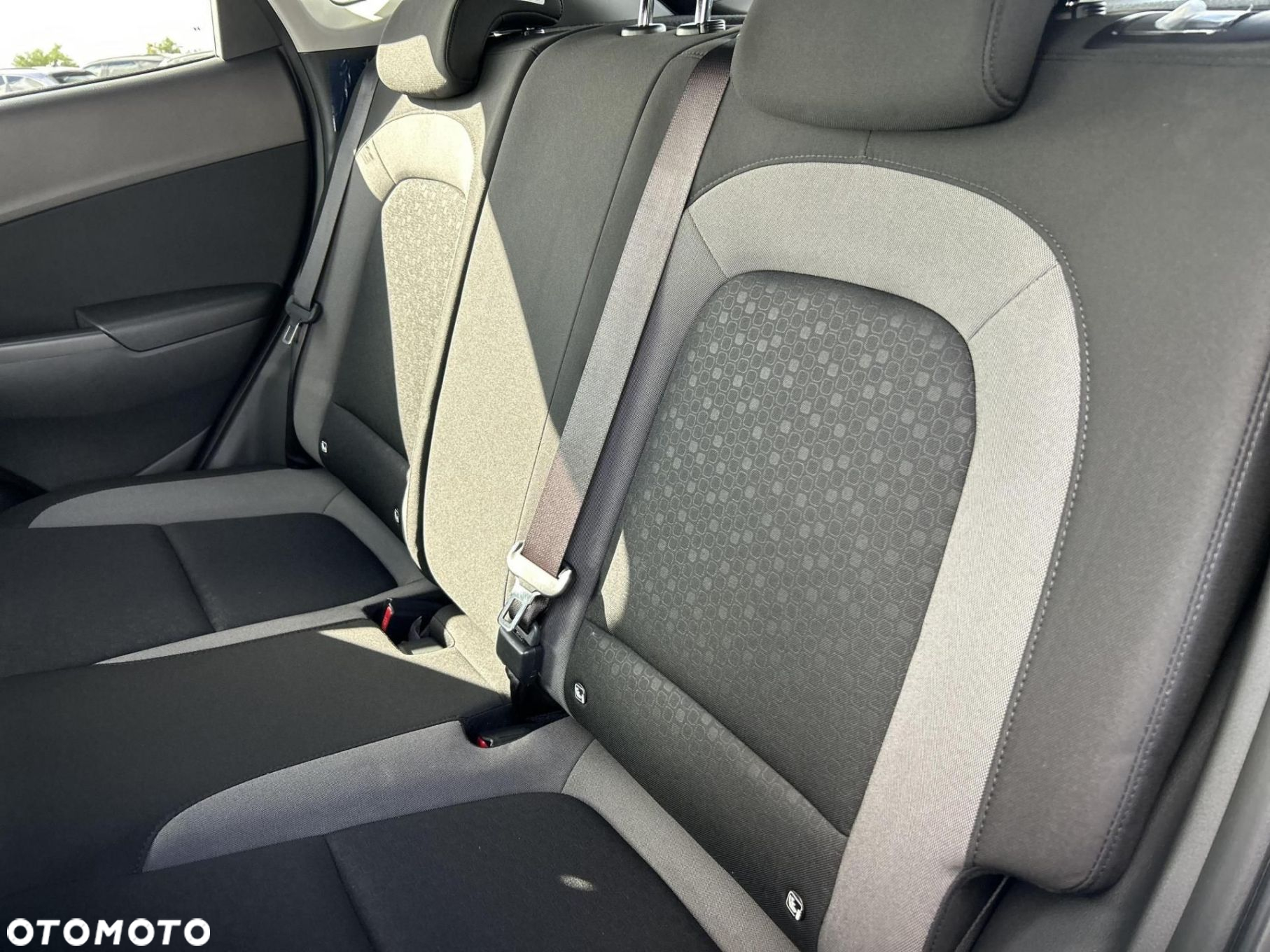Hyundai Kona - 14