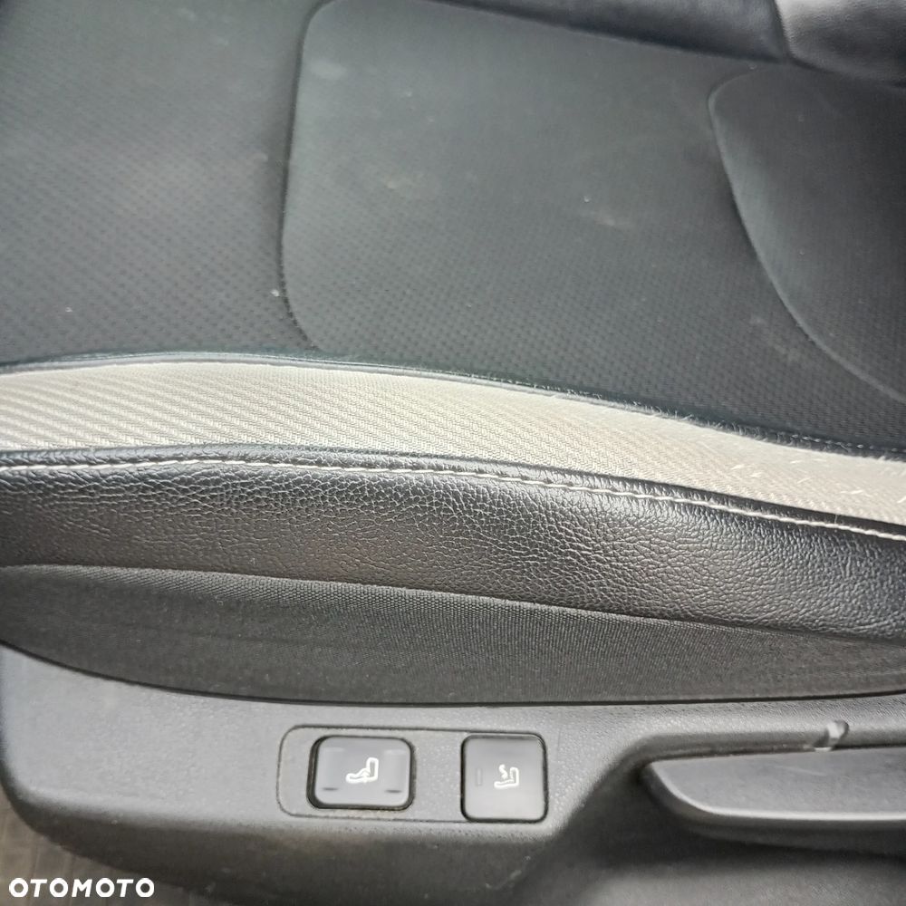 Citroën DS4 e-HDi 115 Chic - 7