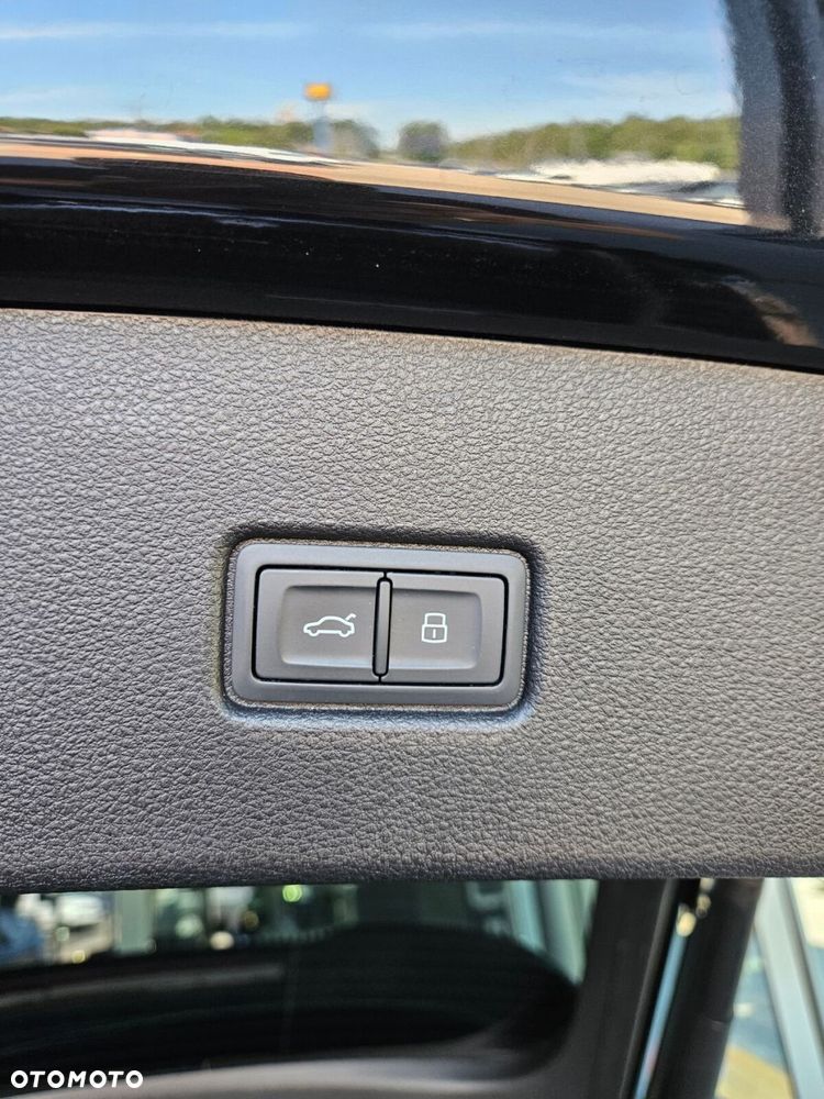 Audi Q5 Sportback - 32