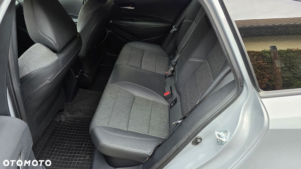 Toyota Corolla 1.8 Hybrid Selection - 26