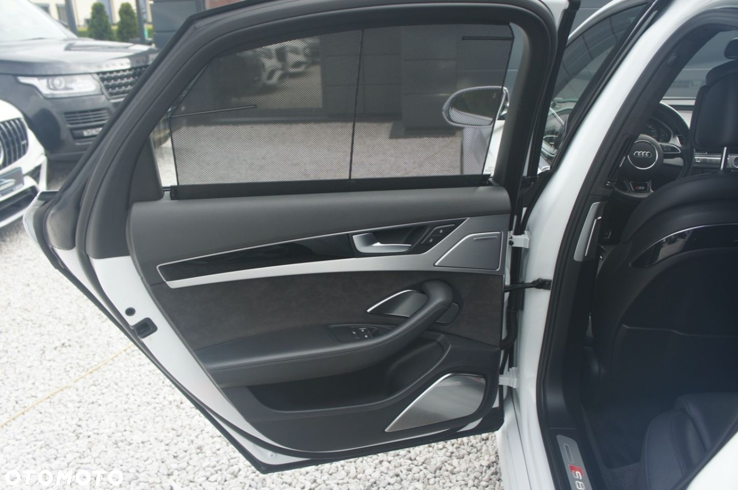 Audi S8 - 27