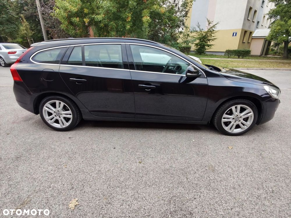 Volvo V60 D3 Momentum - 2