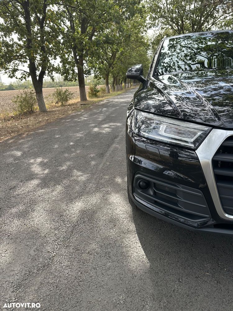 Audi Q5 2.0 40 TDI quattro S tronic Sport - 3