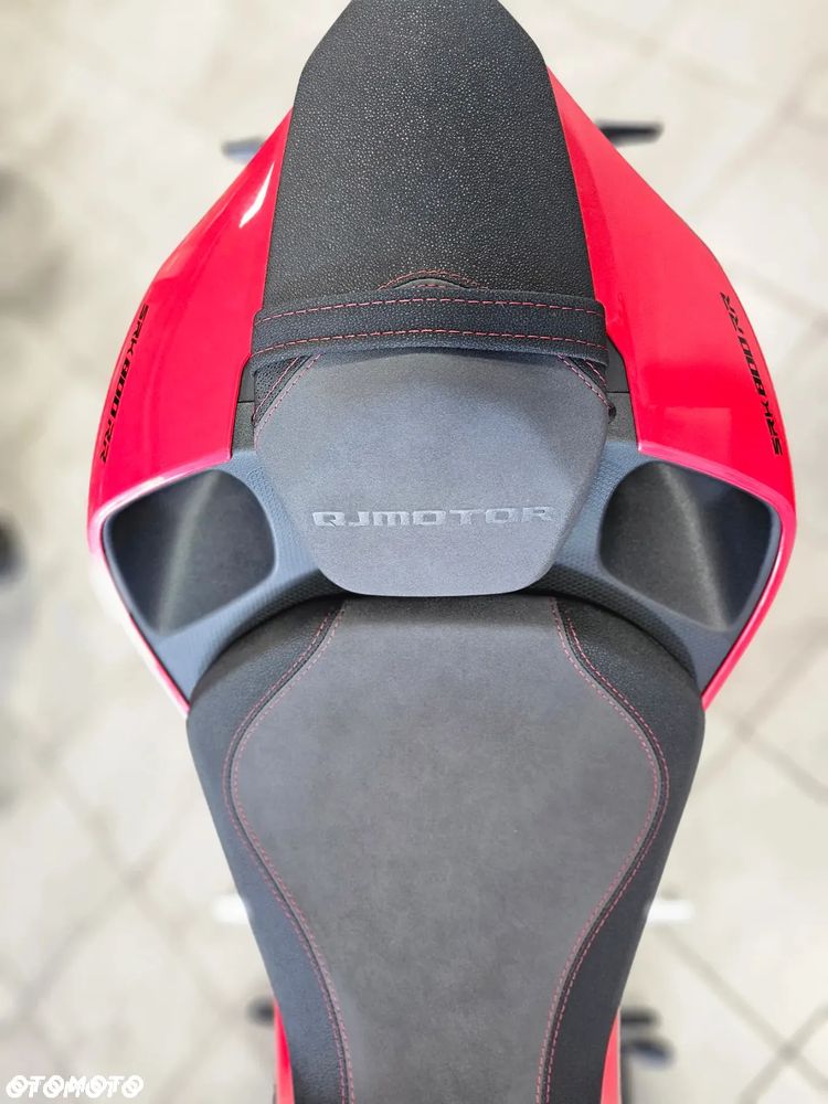 QJMOTOR SRK 800RR - 26