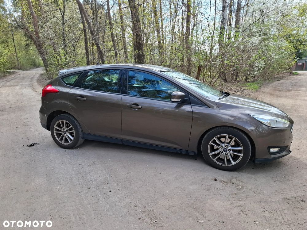 Ford Focus ver-1-5-ecoboost-trend-ass - 2