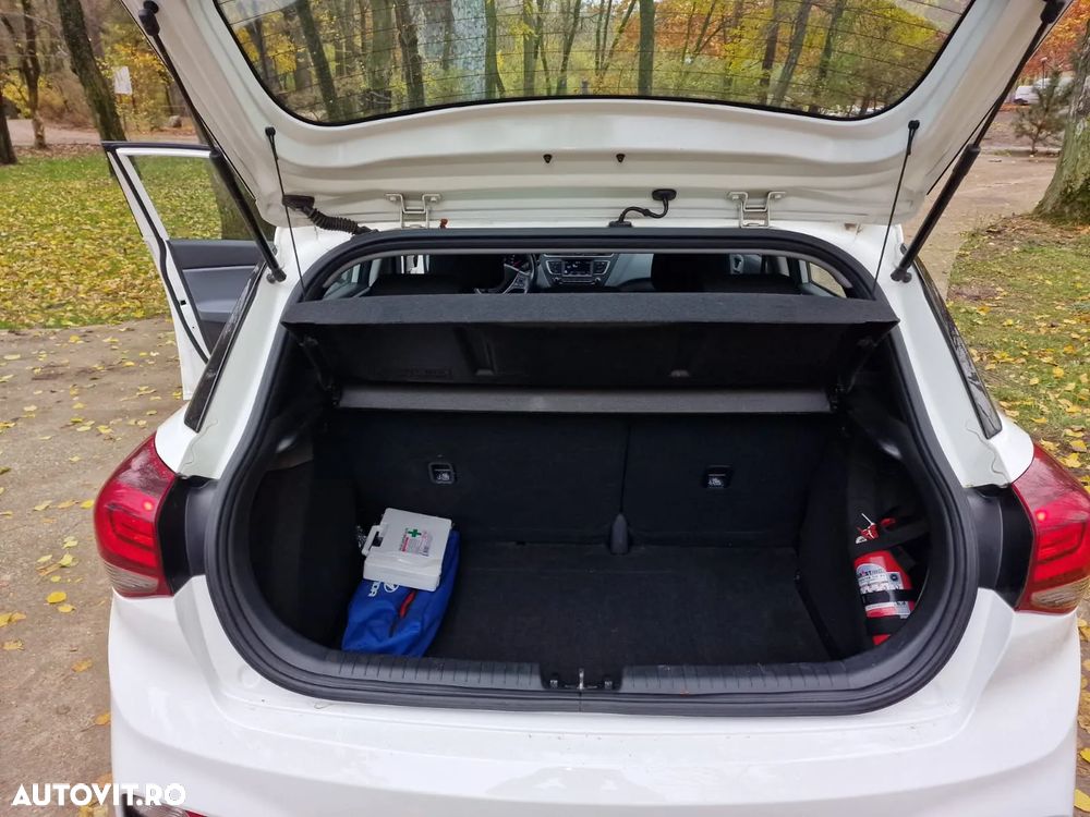 Hyundai i20 1.25 84CP M/T Comfort - 15