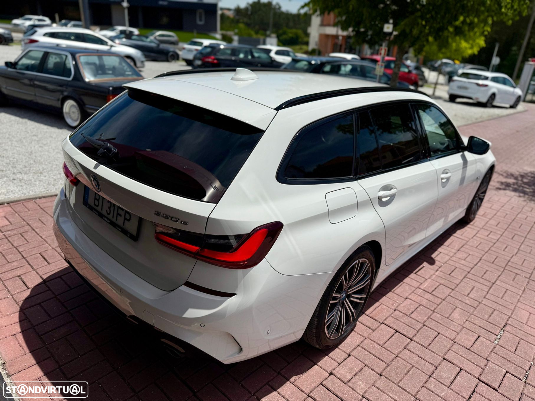 BMW 330 e Touring Pack M Auto - 9